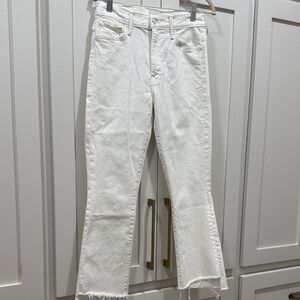 Size 29 - Mother Jeans
The insider Crop Step Fray
Fairest of them all
Worn Once!
